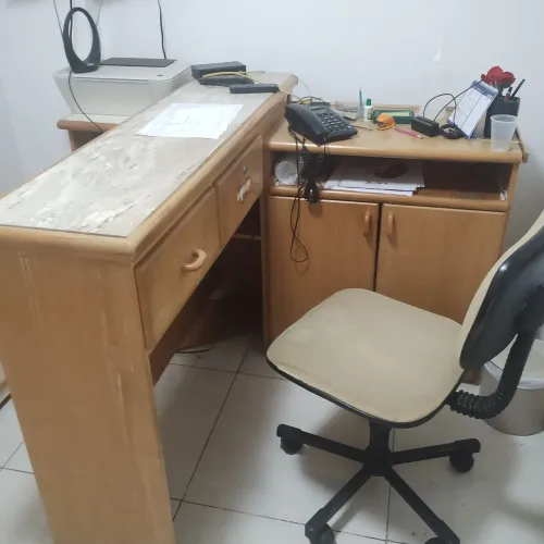 Conjunto Mesa com bancada de pedra, recepcao