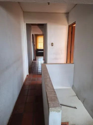 CASA COM 3 CÔMODOS NO BAIRRO BARCELONA-OPORTUNIDADE!!!