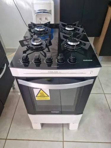 FOGÃO 4 BOCAS (NOVO, NUNCA FOI USADO)