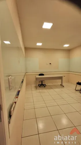 Sala comercial para locação Próx. Av. Francisco Morato e Av. Giovanni Gronchi São Paulo SP