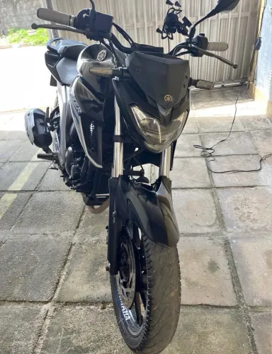 Fazer 250