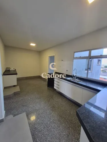 Apartamento a venda no Martins com 3/4 sendo 01 suíte e garagem para 2 carros