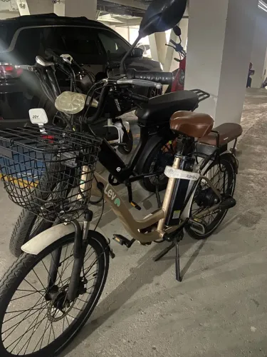 Bicicleta Elétrica Lev E-bike L Dourada  Praticamente Nova!