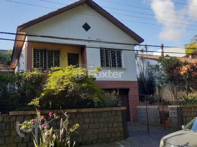 Casa à venda em Vila Ipiranga com 100 m², 3 quartos, 2 vagas