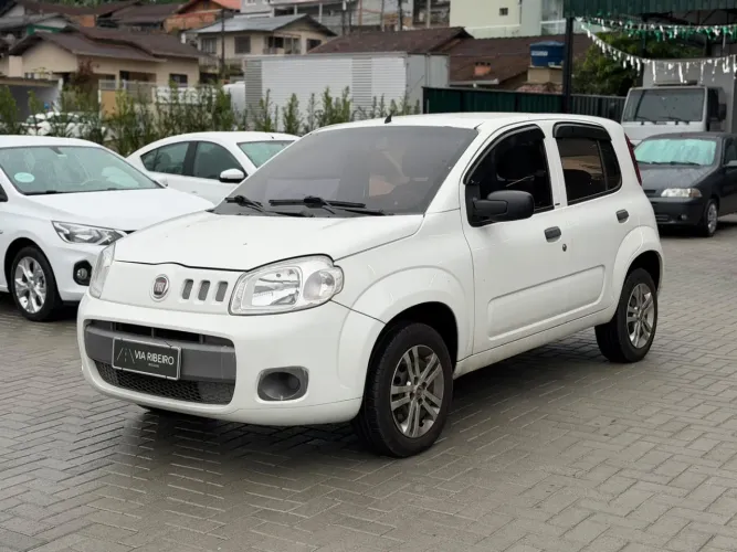 Fiat Uno Vivace/rua 1.0 EVO Fire Flex 8V 5P 2014
