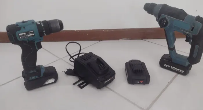 Seminovos Martele+Parafusadeira Profissional