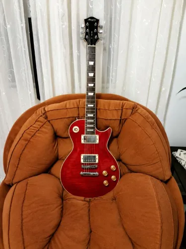 ? Guitarra Memphis by Tagima MLP-100 - Estado de Nova!