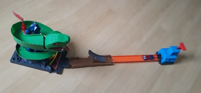Hot Wheels City Ataque de Cobra