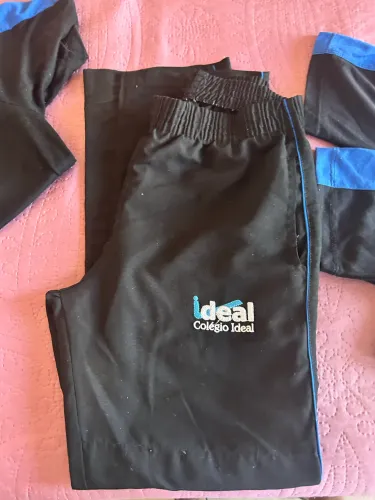 Uniforme ideal
