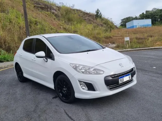 Peugeot 308 Allure 1.6 Flex 16V 5P Mec. 2013