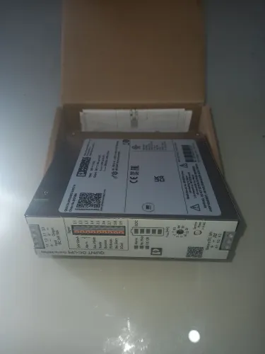 Fonte De Alimentação Ininterrupta Phoenix Contact Quint4-ups/24dc/24dc/10/usb 10a