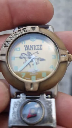 Relógio yankee magnum