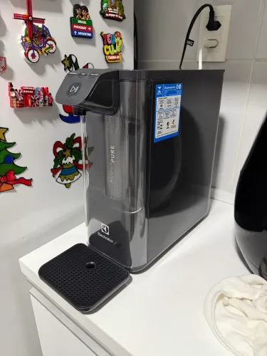 Vendo purificador Eletrolux com DEFEITO 