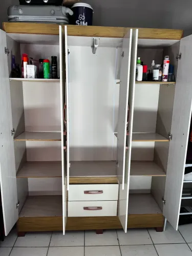Guarda Roupa usado