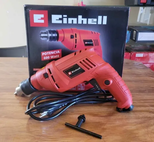 Furadeira e Parafusadeira Einhell profissional elétrica produto Novo