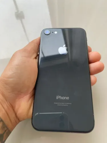 iPhone 8 64GB 