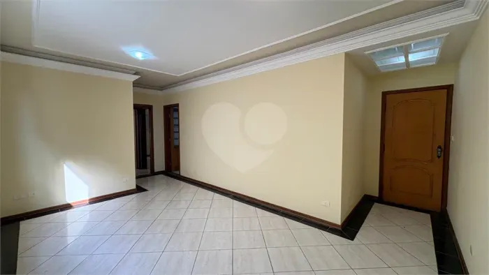 Duplex à venda com 3 quartos, sendo 1 suíte, no condomínio Residencial Green Gold, Sorocab