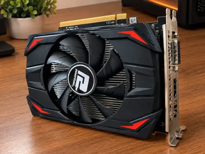 Placa de Vídeo AMD Radeon RX 550 4GB GDDR5 | Vendo ou Troco