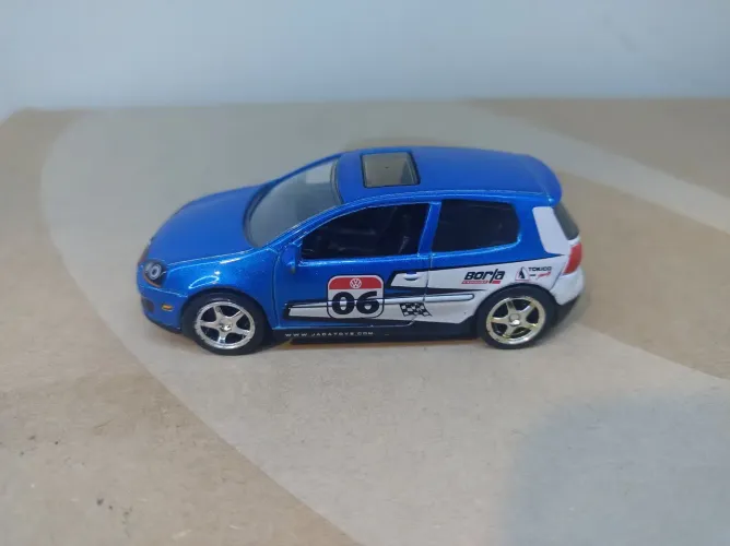 Miniatura Coleção Jada Volkswagen Golf MK5 GTI VDubs 1:64 Loose Novo