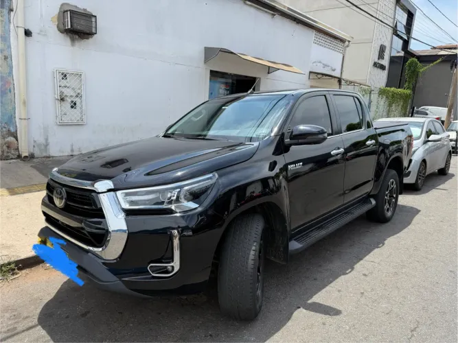 Toyota Hilux CD SRX 4X4 2.8 TDI 16V Diesel Aut. 2023