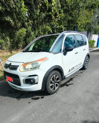 Citroen Aircross GLX 1.6 Flex 16V 5P Mec. 2013