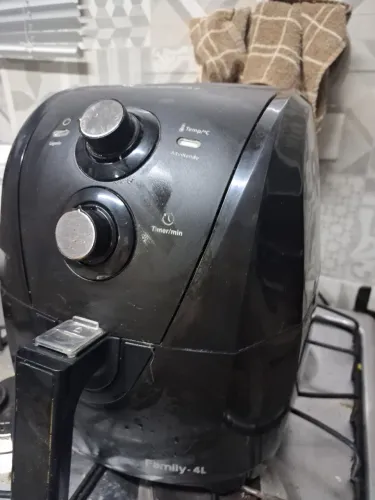 DOAÇÃO Air fryer, ofuro Baby tub e assento infantil