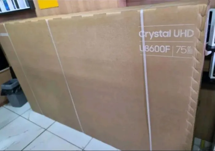 Smart TV 75" Crystal UHD 4K U8600F