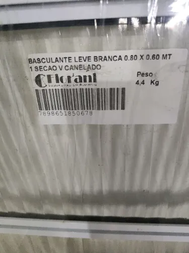 Jánela de alumínio