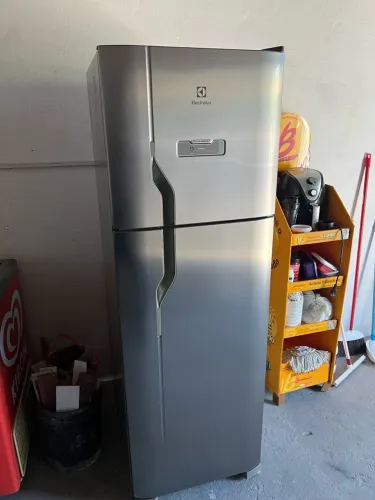 GELADEIRA ELETROLUX INOX