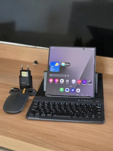 Samsung Galaxy ZFold 7 512GB Preto - Impecável - Kit Produtividade + Samsung Care+