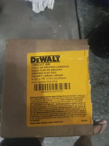 Disco Flap Dewalt DW8307-BR,   caixa com 10 unidades.