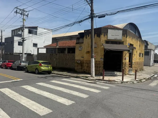 Terreno de esquina à venda, 500 m² por R$ 1.700.000 - Jardim Piratininga - Osasco/SP