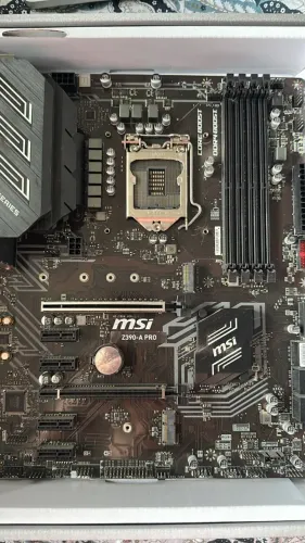 Placa Mãe MSI Z390-A PRO LGA 1151 DDR4
