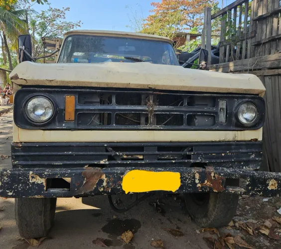 Dodge D700 - Caminhão