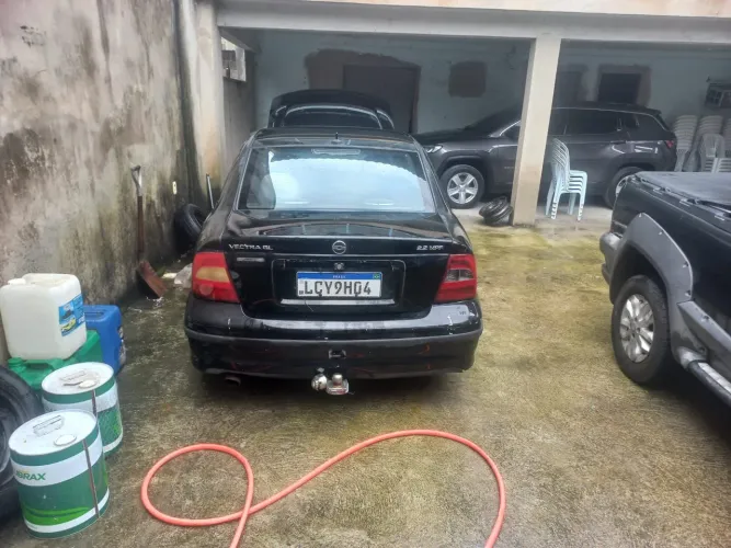 Chevrolet Vectra GL 2.2 / 2.0 MPFI 2000