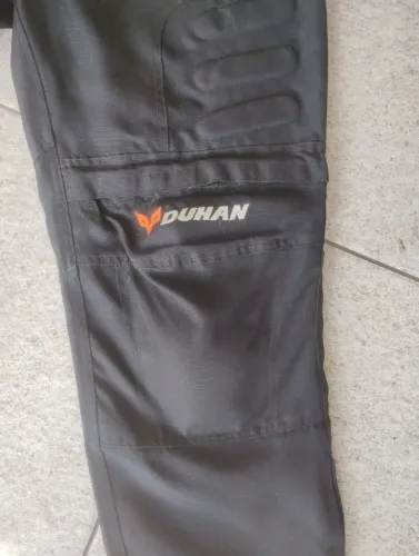 Calça motociclista