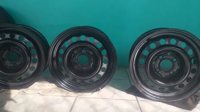 Vende se  4 aros da wolkswagen 500$