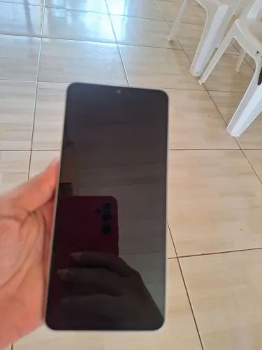 Samsung Galaxy A06 128GB - Bem Conservado