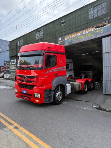 Mn Axor 2536 2013 único dono impecável 