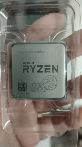 AMD ryzen 3 2200g