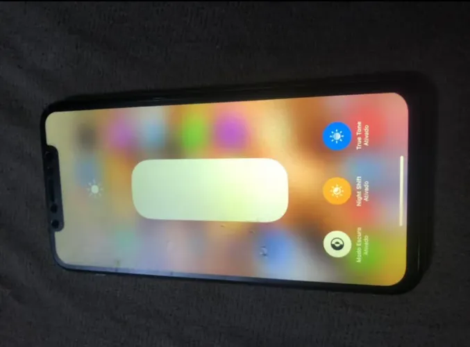 iPhone XS
