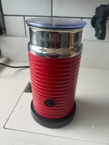Espumador de leite elétrico 