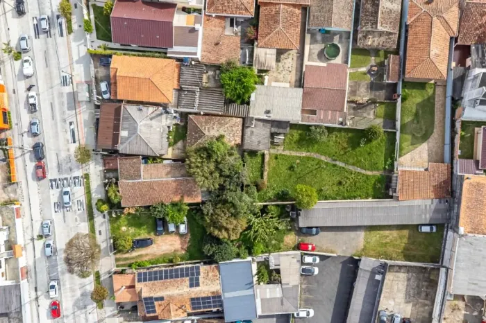 Rua Jacarezinho com Av Manoel Ribas, próximo Torre Panorâmica