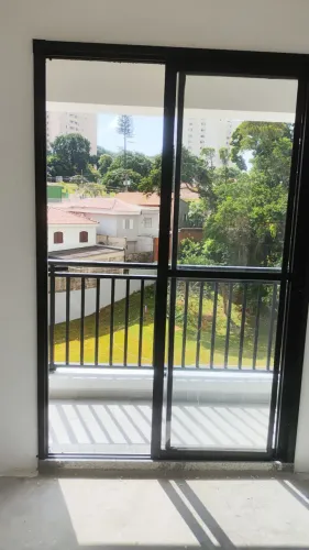 Porta balcão de correr duas folhas 1,40 x 2,15