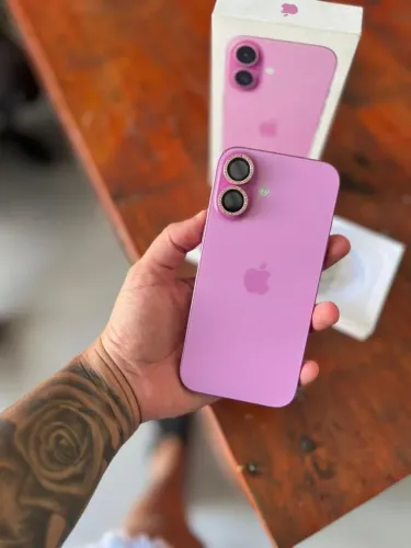 iPhone 16 rosa 128gb sem detalhe
