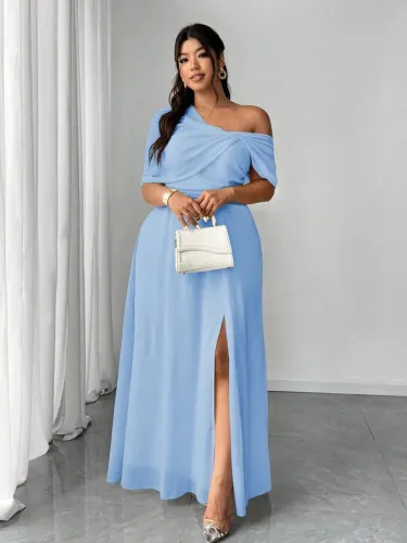  Vestido de Chiffon com um Ombro e Fenda para Mulheres Plus Size
