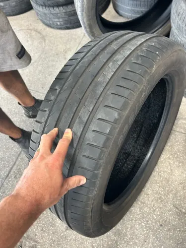 Pneu Pirelli Aro 19 Comander