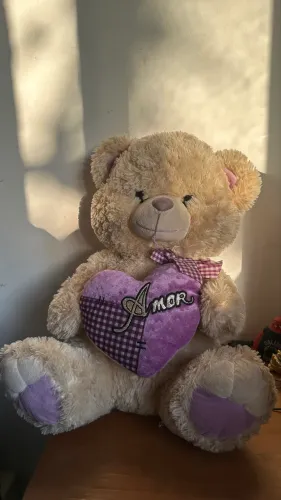 Urso grande de pelúcia