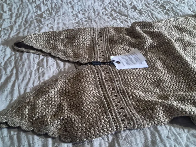 Vestido social de tricô novo