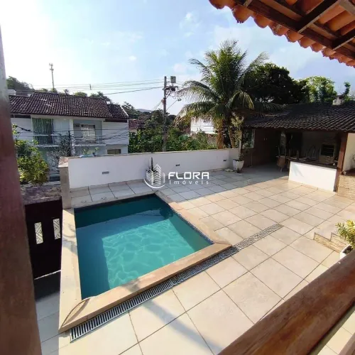 Casa com 4 dormitórios à venda, 250 m² por R$ 780.000,00 - Mata Paca - Niterói/RJ